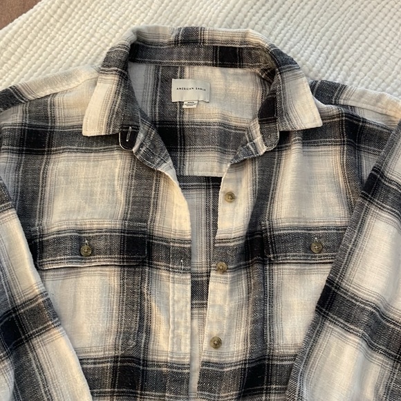 SOLD American Eagle Flannel - Picture 2 of 6